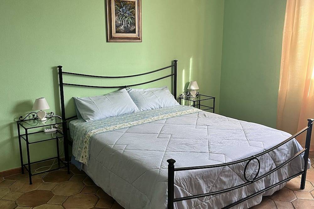 Villa Tea in Tagliolo Monferrato in Tagliolo Monferrato, Alessandria Province