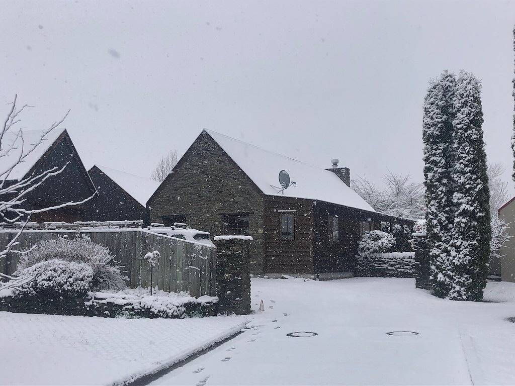 Maytime Cottage - Arrowtown Holiday Home in Arrowtown, Otago