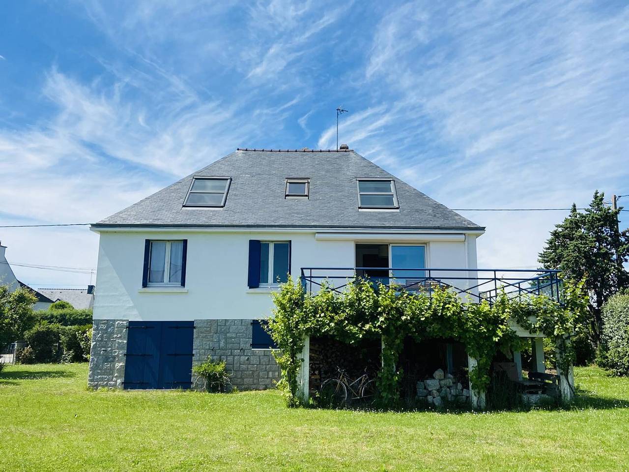 Geräumiges Ferienhaus in Carnac mit Terrasse, Garten und Platz für bis zu 10 Personen in Carnac, Côte des Mégalithes