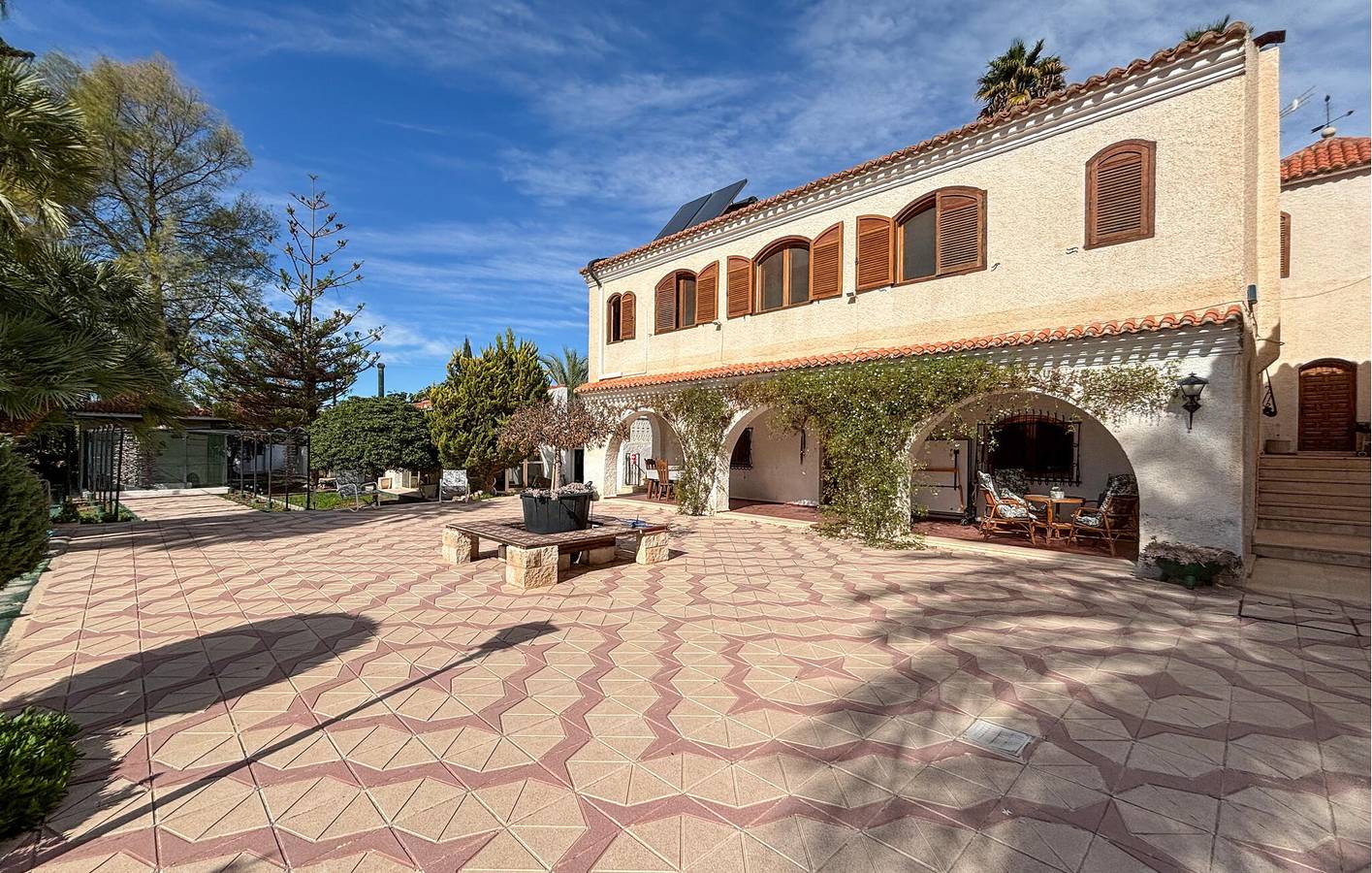 Reizende 1000 sq ft große Wohnung mit Pool und Terrasse in der Nähe des Río Vinalopó in Elda, Alicante Binnenland