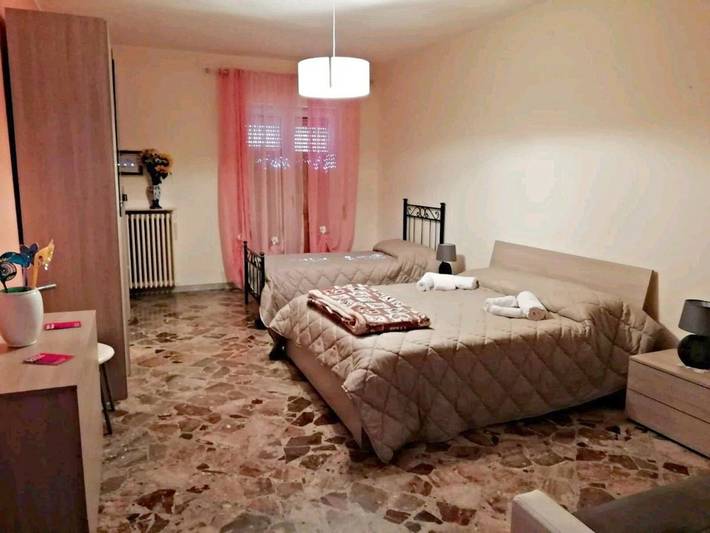Chambre d’hôte pour 2 personnes, avec balcon à Santeramo in Colle - 4