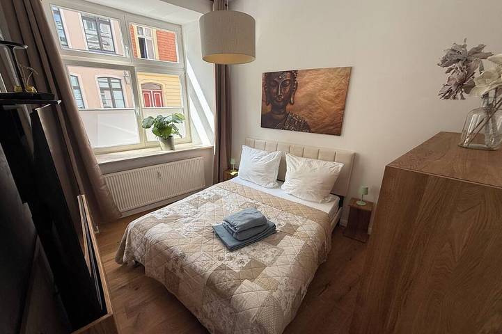 Ganze Wohnung, Stilvolle Fewo direkt am Markt und Rathaus in Ozeaneum Stralsund, Stralsund