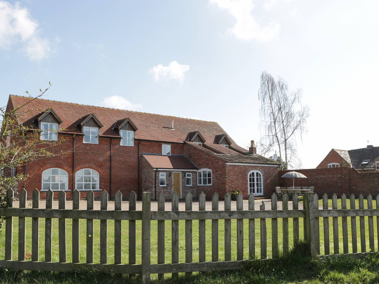 Hunters Moon in Rochford (Worcestershire), Worcestershire