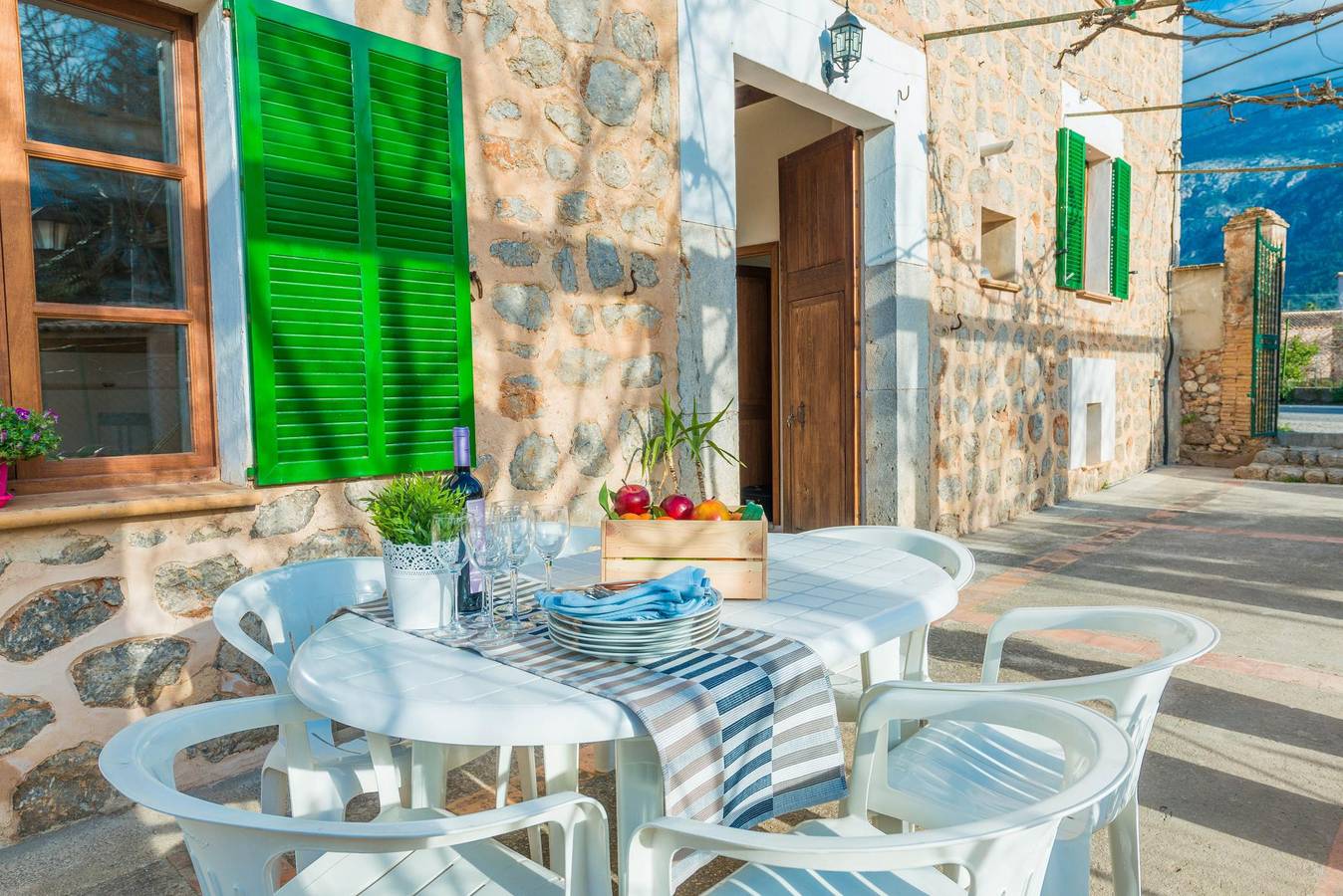 Can Raia - Chalet con terraza en Sóller. Wifi Gratis. in L'Horta, Sóller