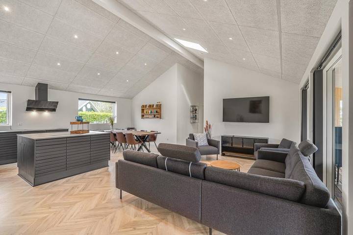 Five-star holiday home in Blåvand with outdoor hot tub in Blavand, Varde Region