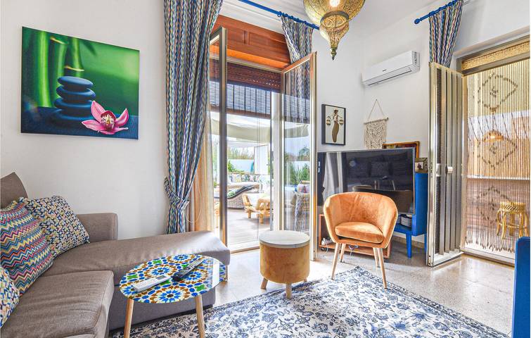 Retiro junto a la playa con piscina y aparcamiento in Marina di Modica, Módica