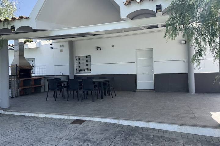 Chalet para 10 personas, con jardín - 1