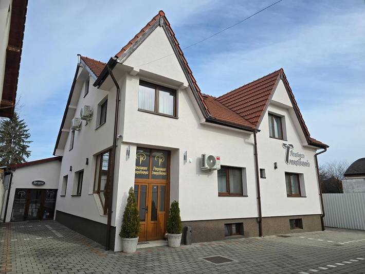 Maison d’hôte pour 3 personnes, avec jardin à Sibiu