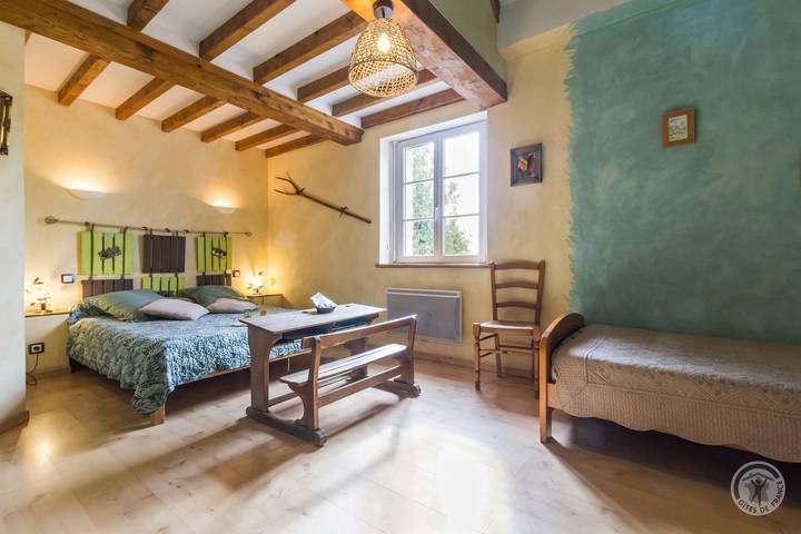Chambre d’hôte pour 5 personnes, avec jardin dans Basse-Normandie