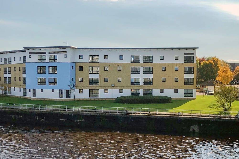 Entire apartment, Arcview: Sec/Hydro 2 bed flat with amazing views & Parking in Glasgow, Greater Glasgow and Clyde Valley