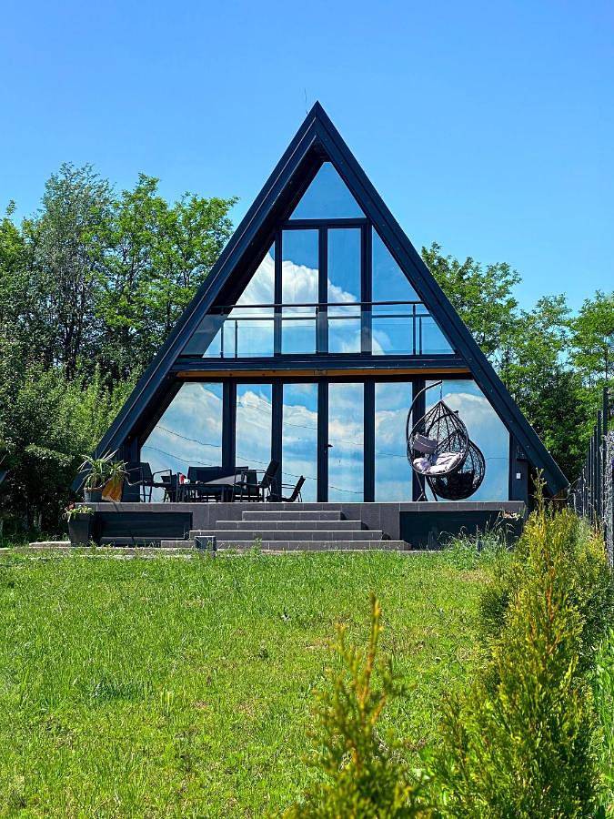 Location de vacances pour 4 personnes, avec vue ainsi que jardin et balcon à Despotovac - 3