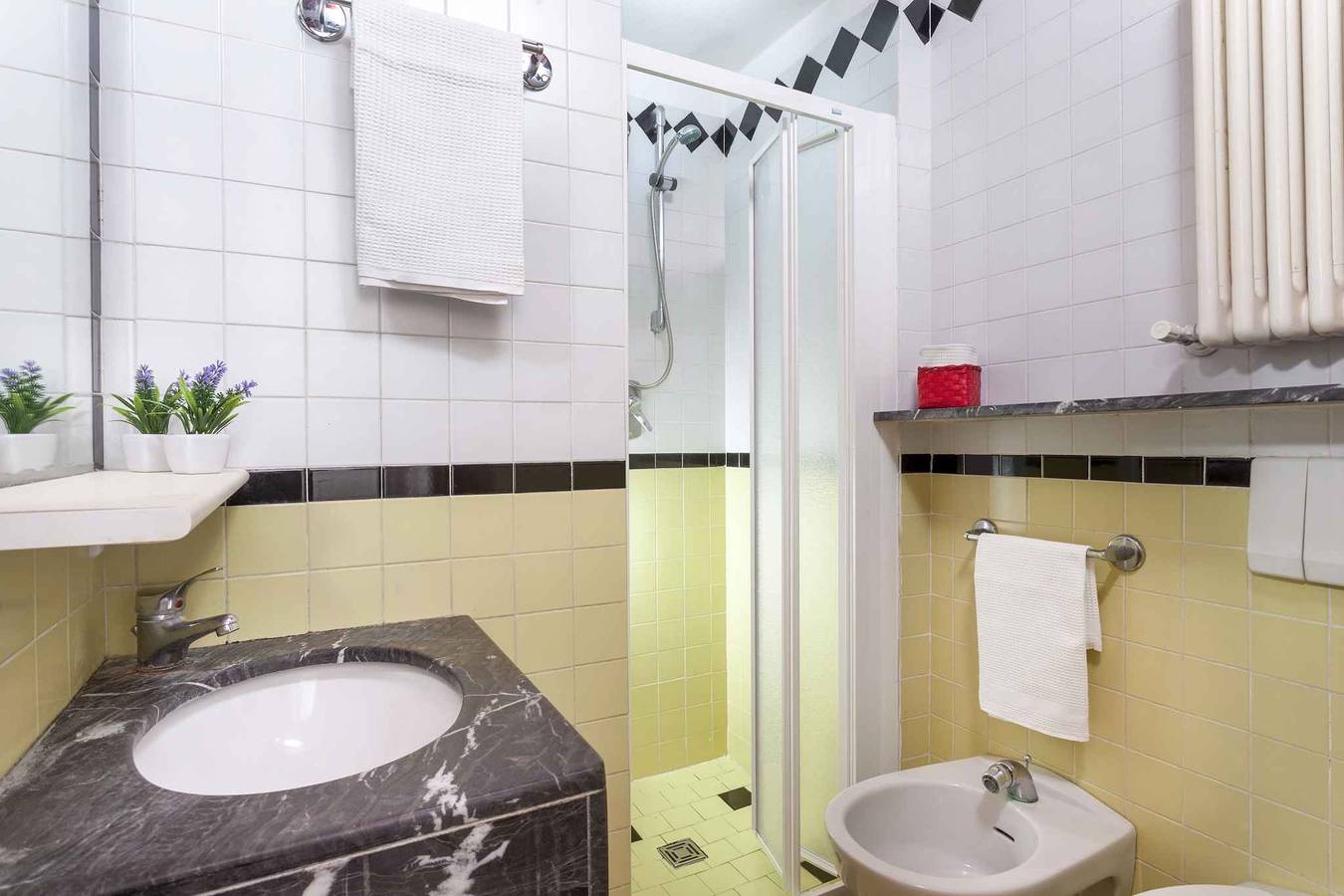 Ganze Ferienwohnung, Ferienwohnung auf zwei Etagen mit Balkon und Pool  in Fogliano Marina, Riccione