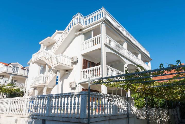 Ferienwohnung für 4 Personen, mit Garten in Orebic