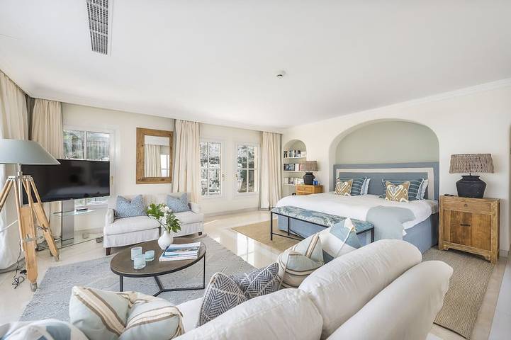 Villa für 12 Personen, mit Sauna und Whirlpool sowie Balkon und Garten in Port d'Andratx - 3