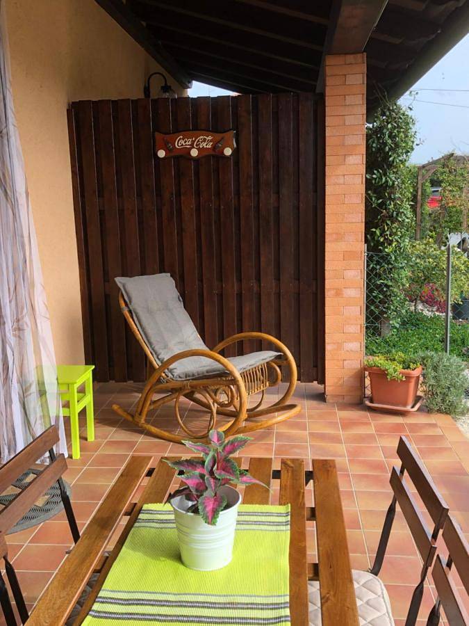 Gîte pour 4 personnes, avec Balcon et Terrasse ainsi que Jardin et Vue à Premariacco