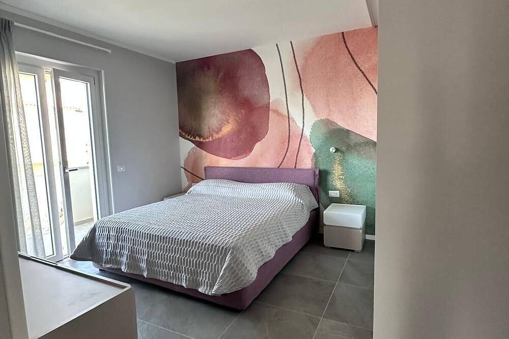 Appartement entier, Stunning New beach-front apartment in Gallico Marina, Reggio de Calabre