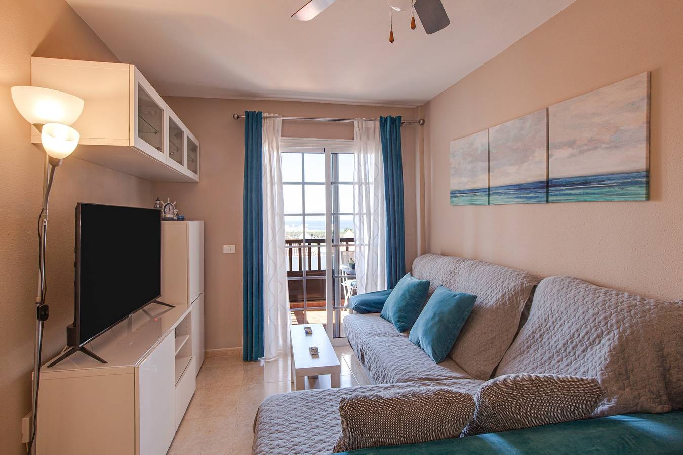 Ganze Wohnung, Ferienwohnung in Callao Salvaje mit Blick auf das Meer in Playa de Ajabo, Adeje