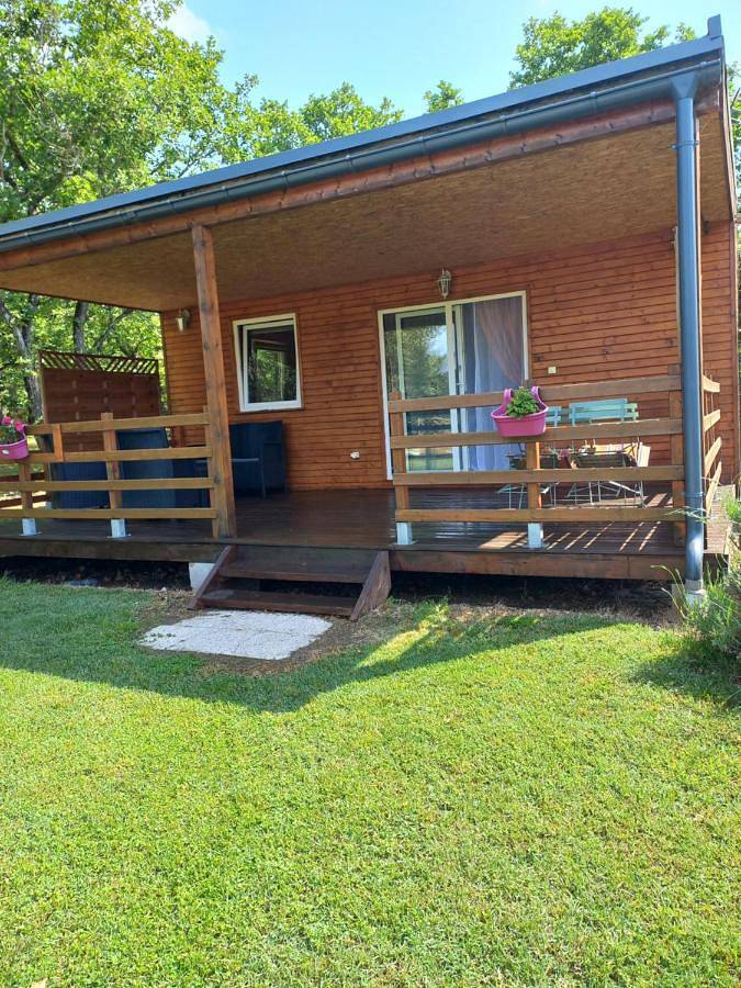 Gîte pour 3 personnes, avec vue ainsi que piscine et jardin à Montolieu - 2