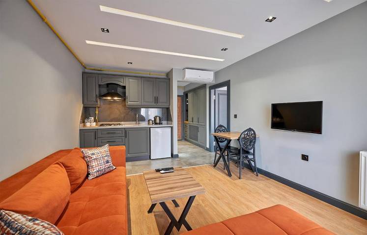 Appart’hôtel pour 2 personnes, avec vue sur le lac ainsi que vue et balcon, adapté aux familles