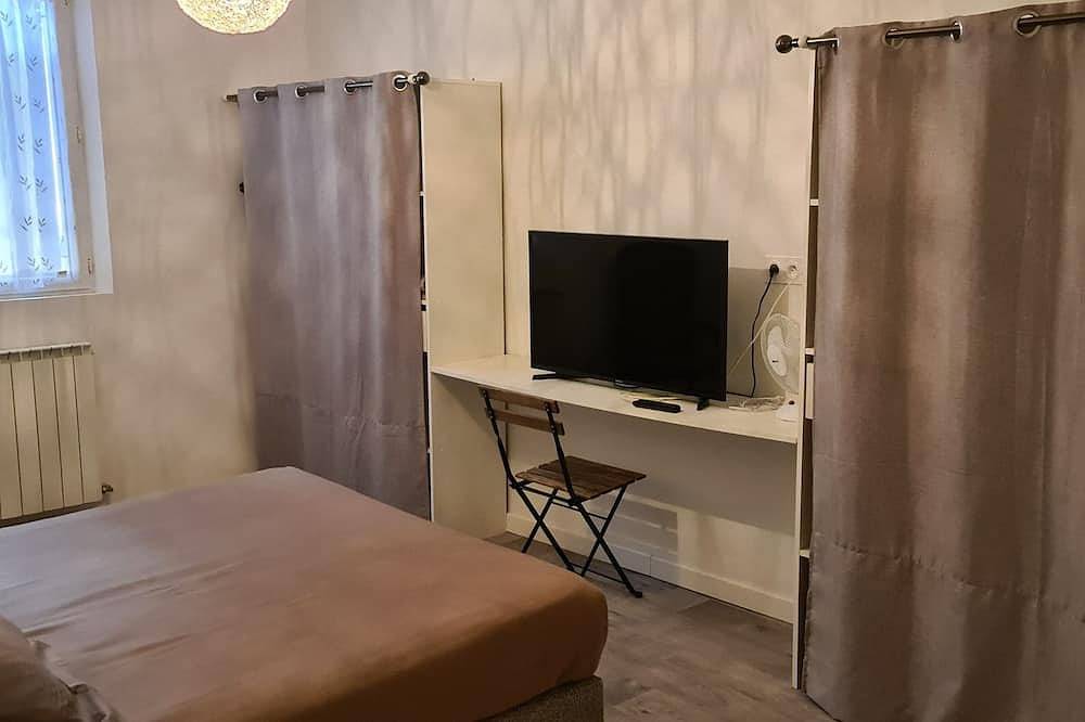 Apartamento entero, Aparte. 4 * moderno espacioso con jardín - estacionamiento seguro in APT, Parque natural regional del Luberon