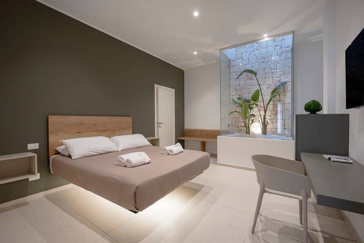 Stanza per 2 persone, con balcone - 1