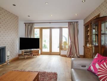 Cabin for 10 Guests in Cuckney, Nottinghamshire, Picture 4