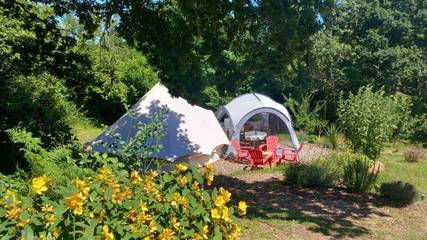 Tente pour 4 personnes, avec vue et jardin en Cotes-d'Armor