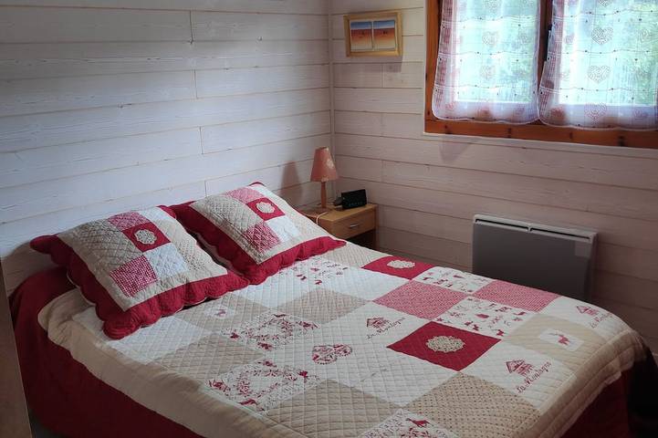 Gîte pour 5 personnes, avec jardin et terrasse à Saint-Léger-de-Fougeret - 2