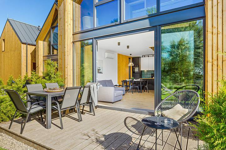 Ferienhaus für 6 Personen, mit Whirlpool und Terrasse sowie Garten und Sauna