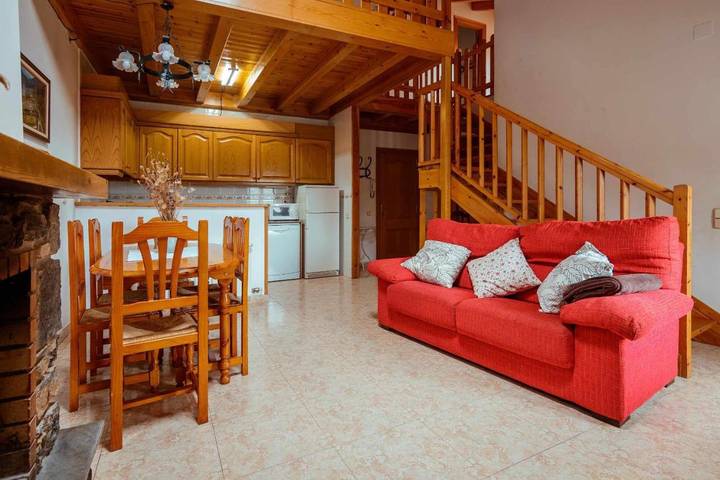 Apartamento para 7 personas, con Balcón y Vistas en Rialp