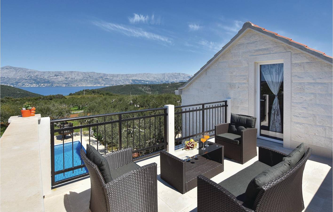 Ferienhaus für 8 Personen mit Garten in Pucisca, Brac