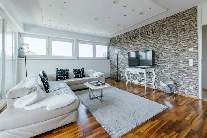 Ferienwohnung für 4 Personen, mit Balkon und Terrasse in Lochau