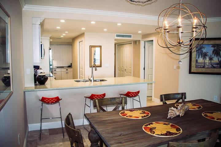 Holiday apartment for 5 people, with balcony and pool - 1