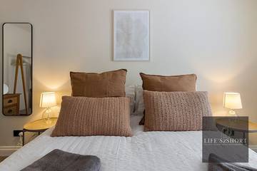 Apartment for 4 People in Exeter, Devon, Photo 2