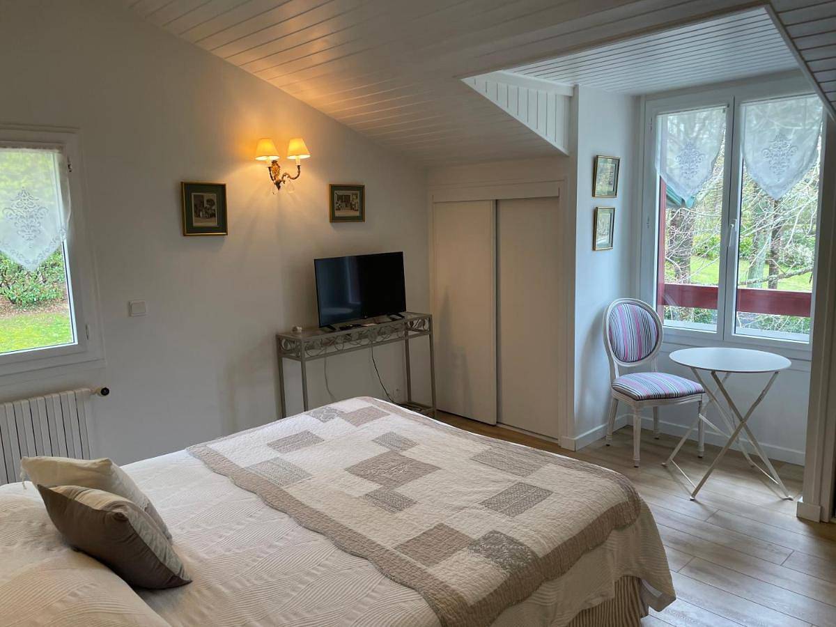 Guest house Maison Iratzean in Ascain, Région de Bayonne