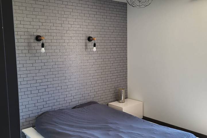 Location de vacances pour 6 personnes, avec terrasse et jardin à Saint-Julien-de-Peyrolas - 2