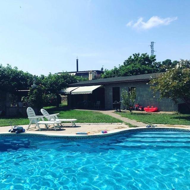 Location de vacances pour 9 personnes, avec vue ainsi que piscine et jardin à Lleida - 2