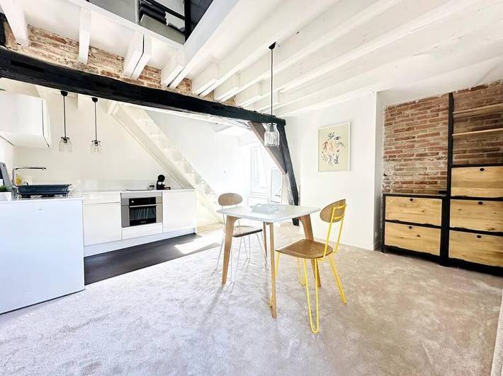 Gîte pour 2 personnes, avec vue dans Office de Tourisme du Pays de Laon - 2