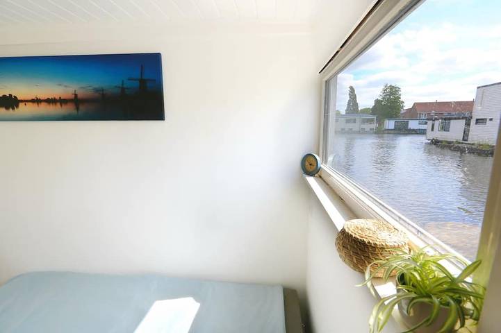 ★ casa flotante única cerca de Amsterdam y molinos de viento!★ in Zaandam, Costa Holandesa