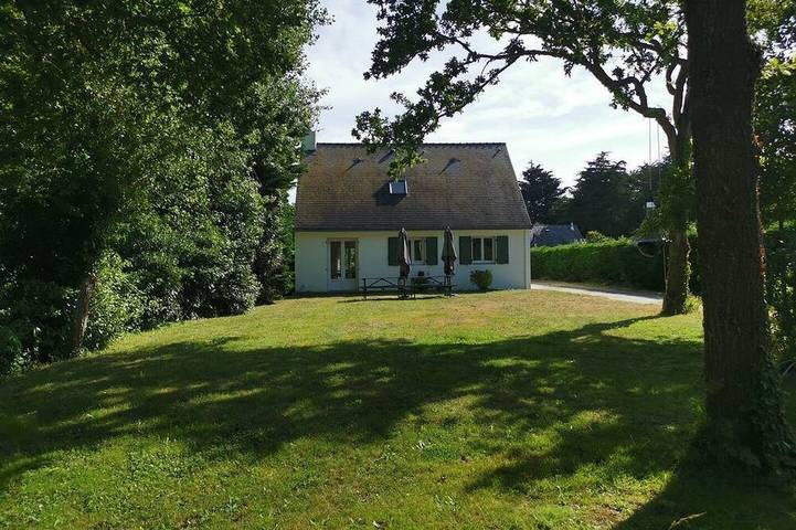 Location de vacances pour 8 personnes dans Lerat