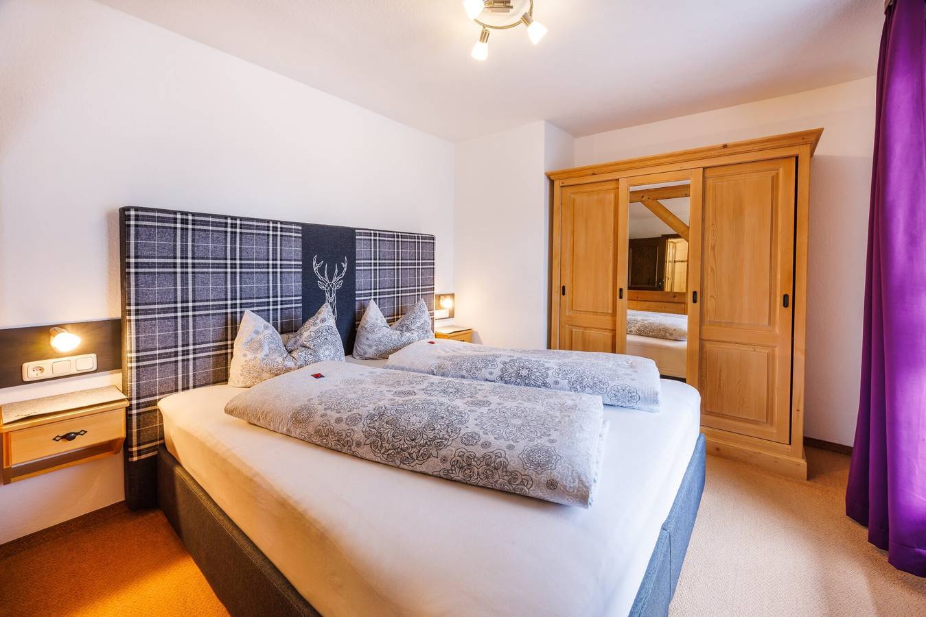Ganzes Studio, Einzimmerapartment 'Gästehaus Wolfgang Chiemsee -1-' mit Bergblick, Balkon und Wi-Fi in Ruhpolding, Bayerische Alpen