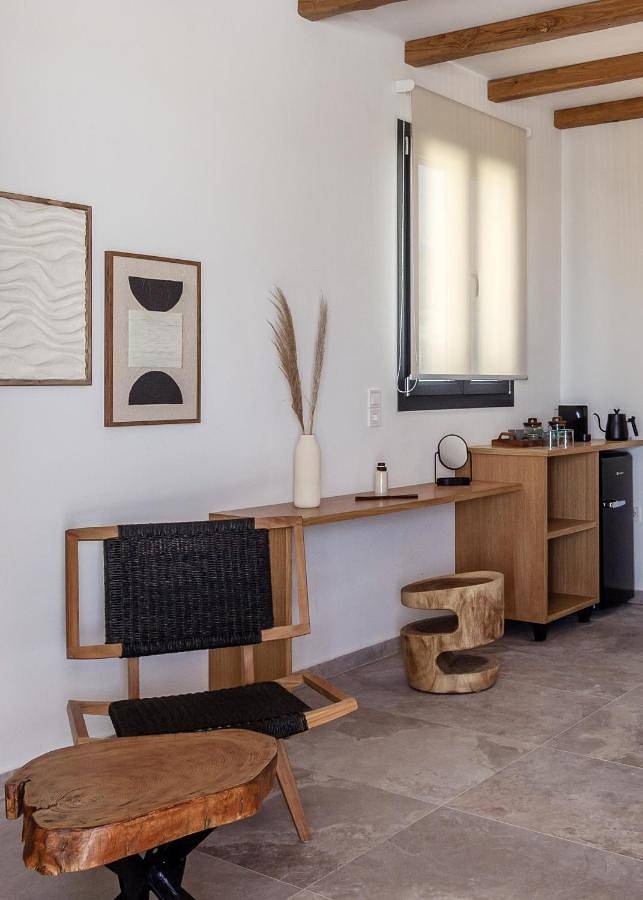 Chambre d’hôte pour 2 personnes, avec vue et piscine ainsi que jardin et terrasse dans Milos - 2