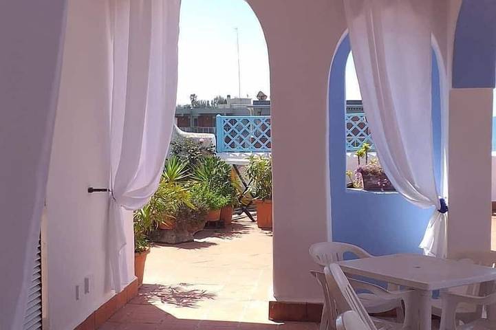 Monolocale, fronte mare, ampio terrazzo (Ginestra) in Anzio, Provincia di Roma