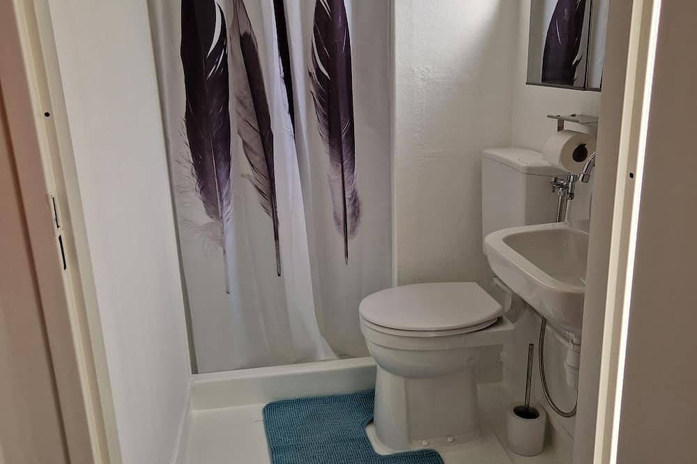 3 bedroom chalet in hensbroek in Holländische Küste