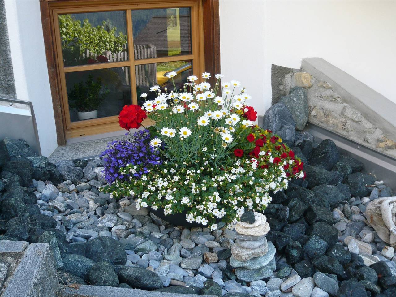 Apartamento vacacional entero, Ferienwohnung Vidos 270 - Ferienwohnung, 80 m2 für 4 Personen in Sent, Lower Engadine