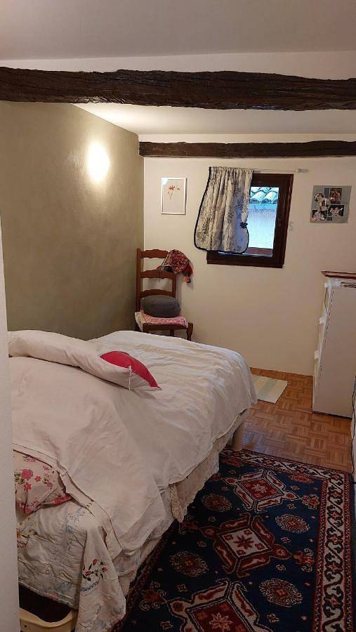 Three-Bedroom House in Thoard, Alpes-de-Haute-Provence