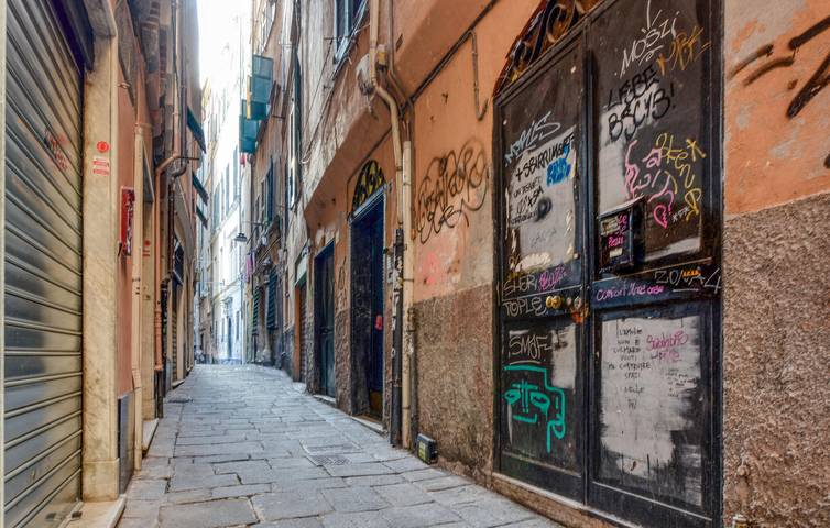 Appartamento intero, Accogliente appartamento sulla spiaggia con bocce, aria condizionata e Internet in Genova (Città), Genoa