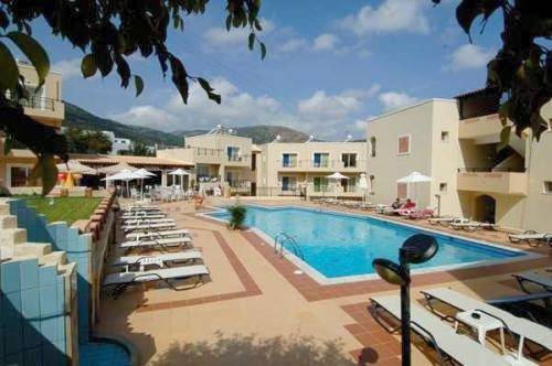 Appart’hôtel pour 2 personnes, avec jardin ainsi que vue et piscine