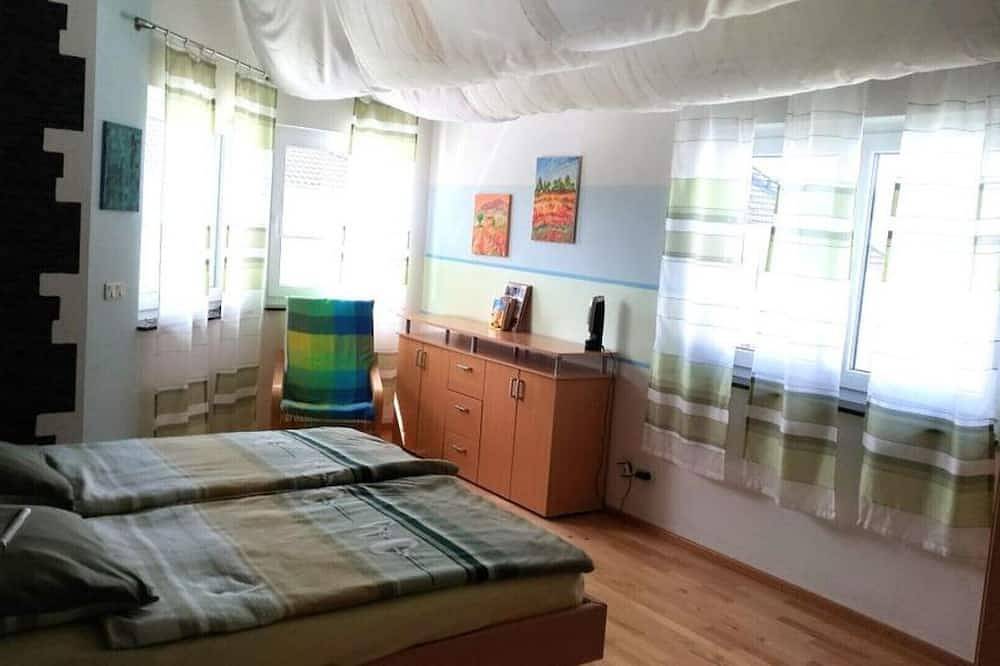 Ganze Wohnung, Suite!!! Wohnung mit viel Raum und Licht! in Singen, Hegau