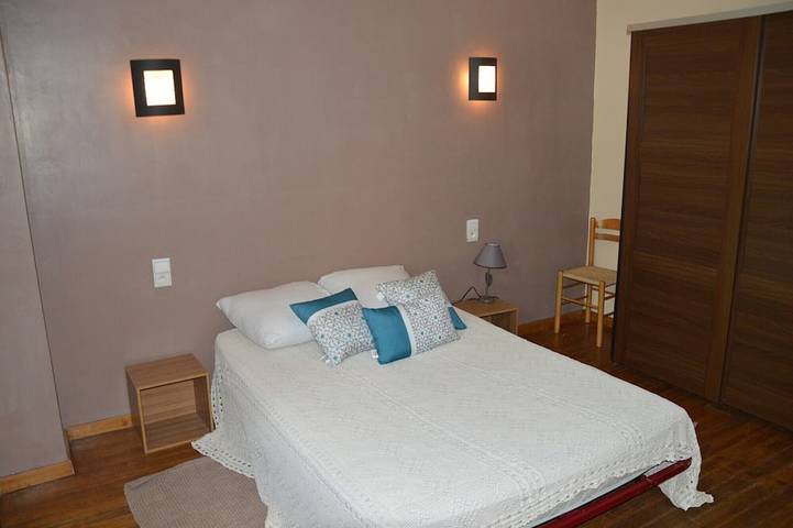 Gîte pour 6 personnes, avec jardin ainsi que terrasse et piscine dans Dentelles de Montmirail - 2